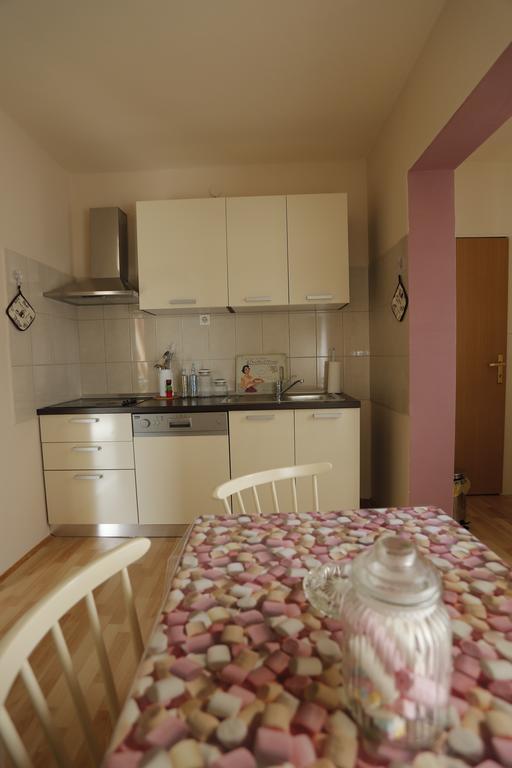 Apartment Magnolia Supetar Ruang foto