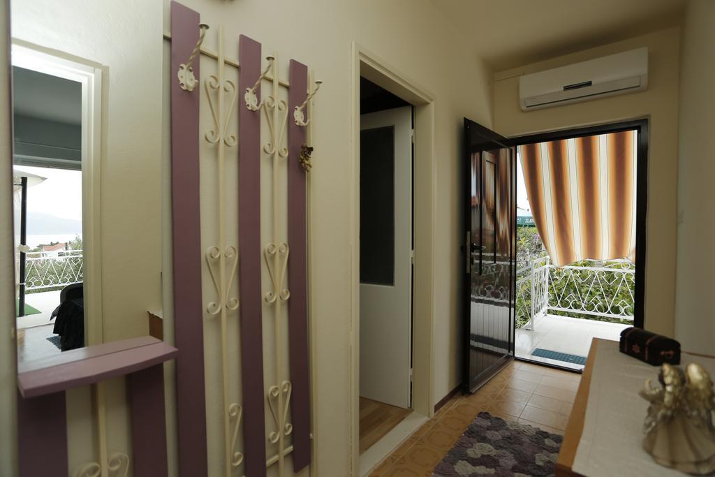 Apartment Magnolia Supetar Ruang foto